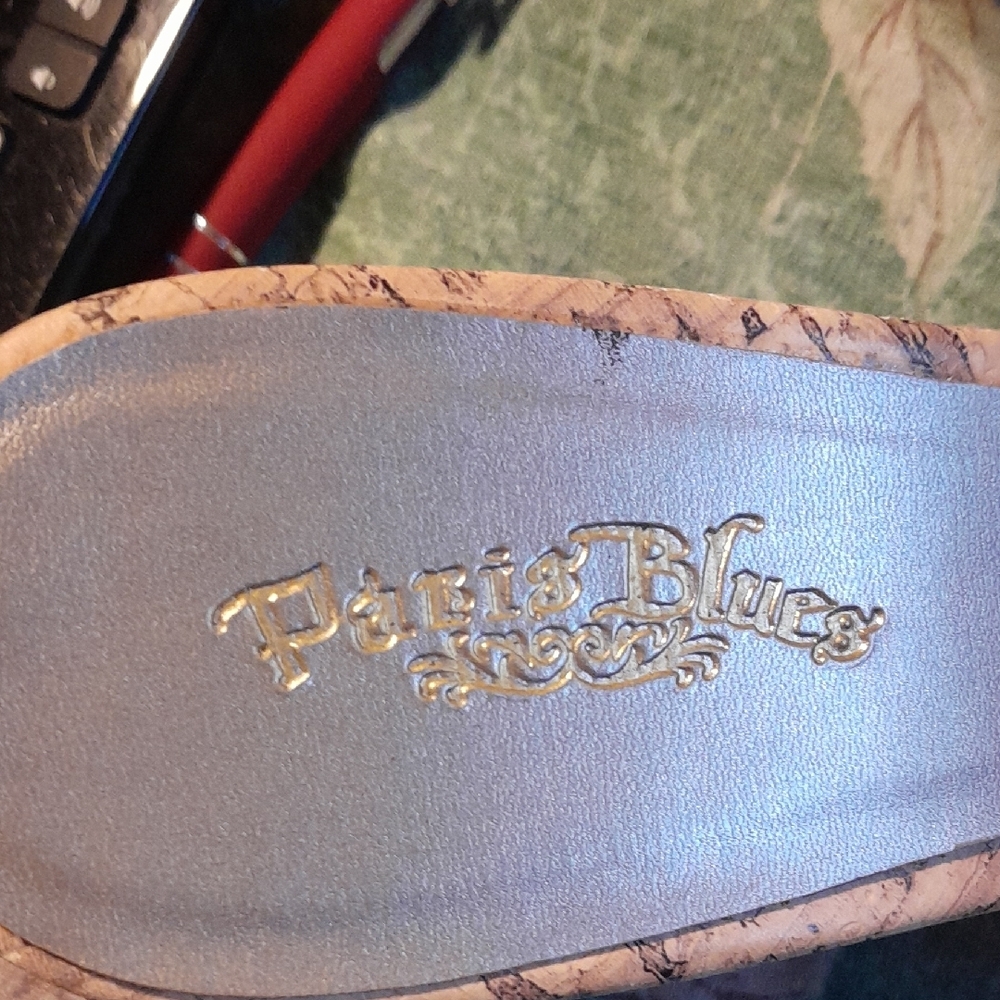Paris Blues Shimmering Gold Heels Size 10 - Picture 5 of 14